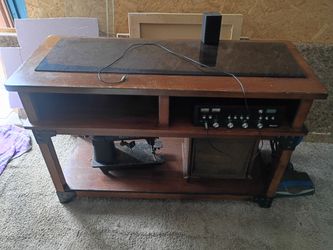 Entertainment stand