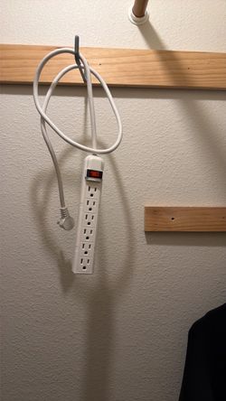 Power strip with surge protector