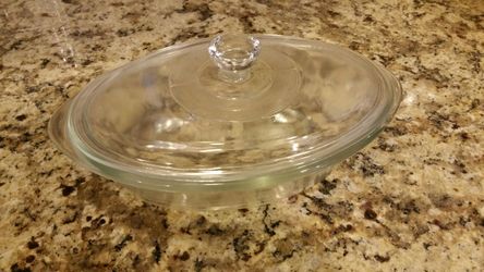 Glass casserole dish