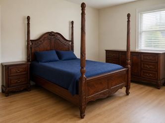 Dark Wood Four-Poster Bedroom Set