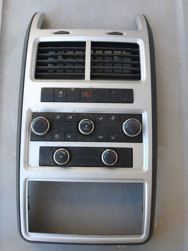 2010 Dodge Journey AC Controls