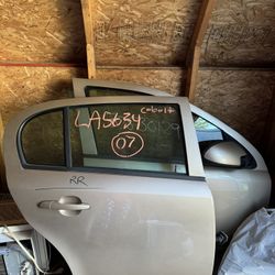 2010 Chevy Cobalt Lt Passenger Side Doors Gold