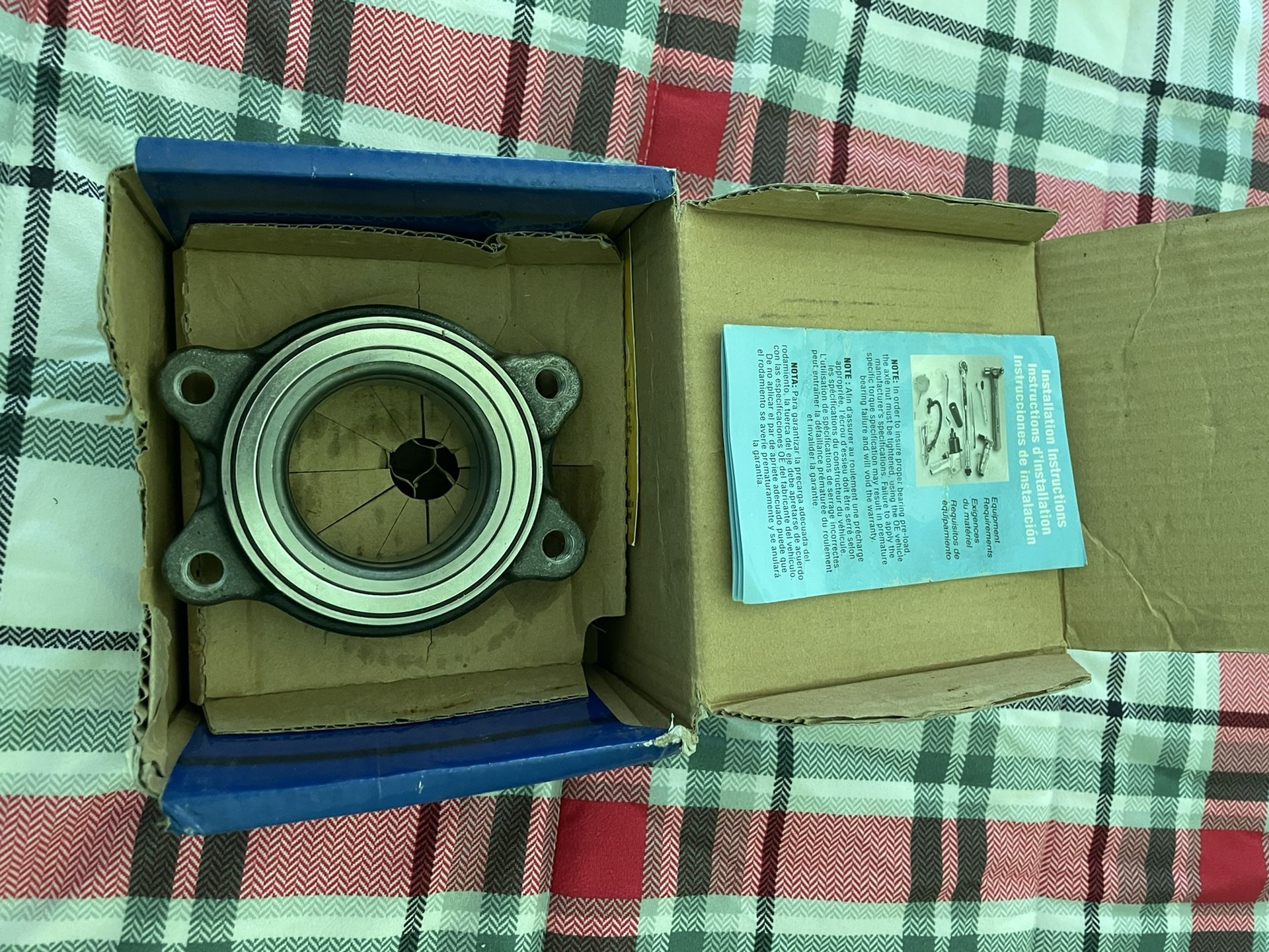 Raybestos 713301 - Pro Replacement Wheel Bearing And Hub Assembly