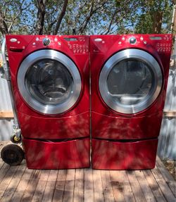 Whirlpool Duet Front-Load Washer and Dryer Set