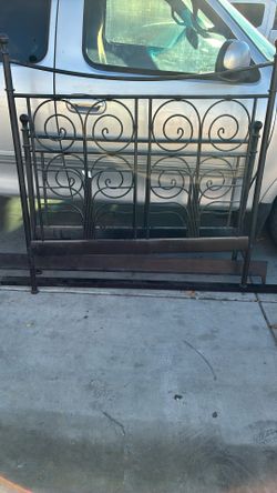 Iron Full Bedroom. Frame.
