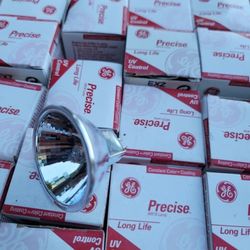 GE lamp bulb MR16