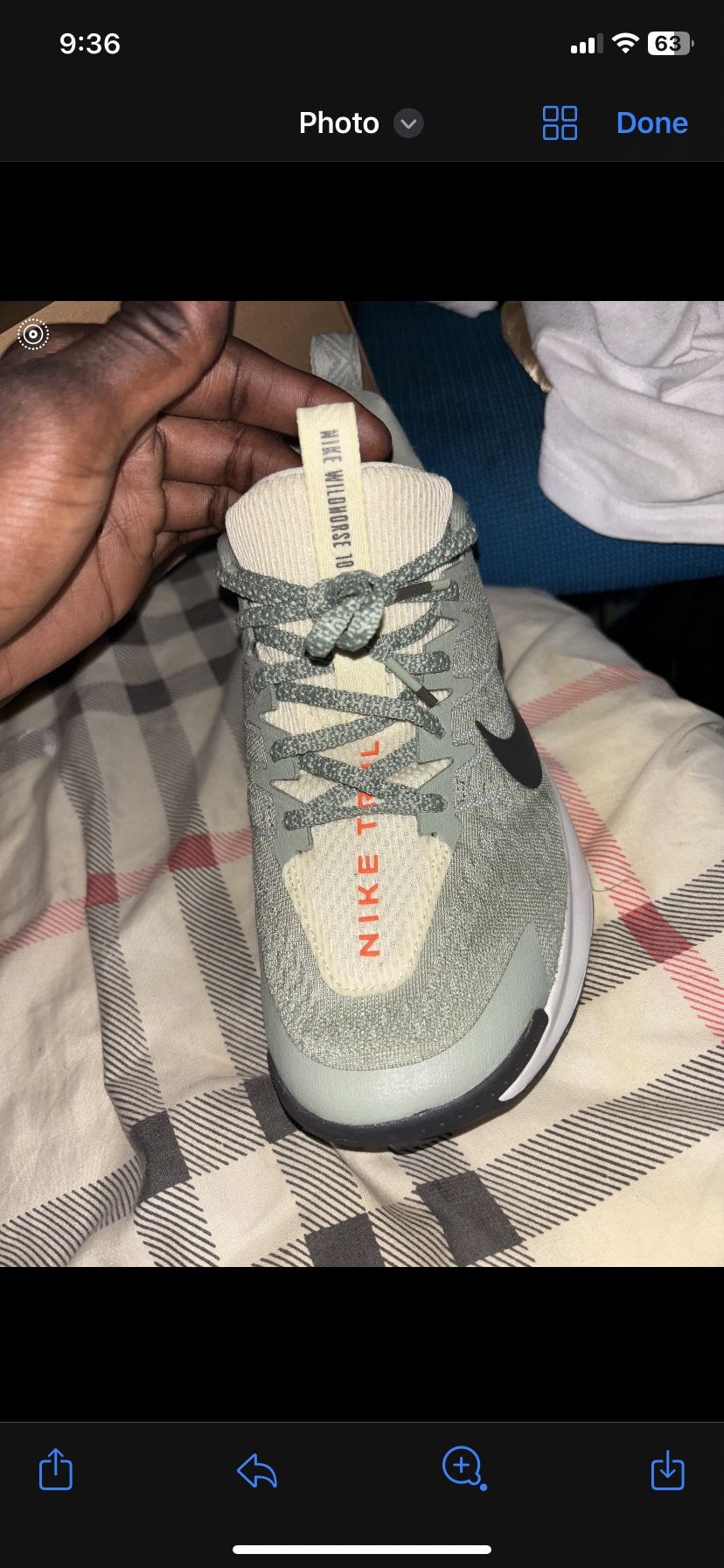 BRAND NEW NIKE IN THE BOX SZ 9