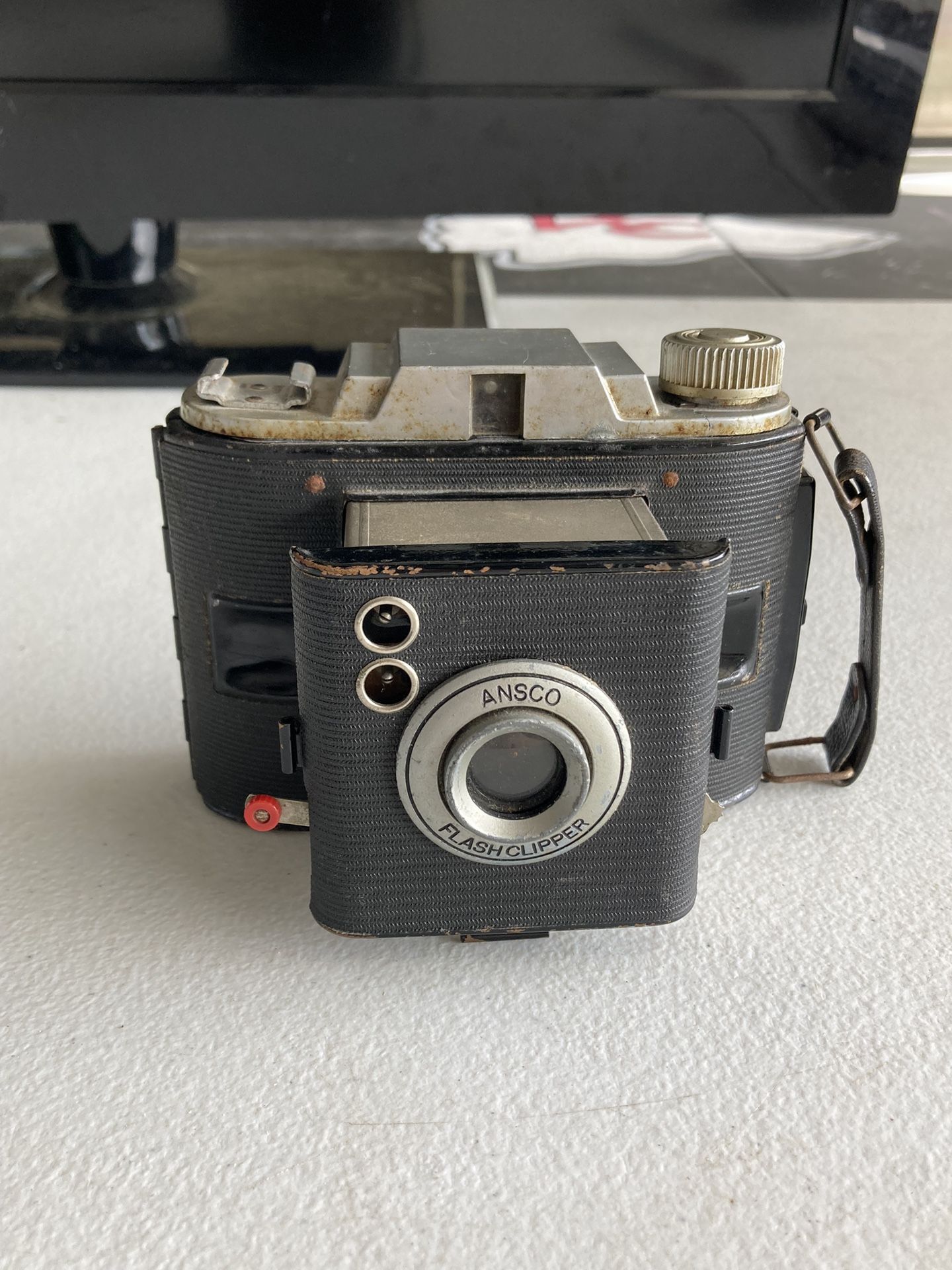 UNTESTED Vintage Ansco Flash Clipper Camera