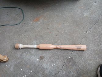 Used Cam Wood Bat Hands-n-Speed Trainer 29"