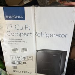 Insignia 1.7 Cu. Ft. Compact Refrigerator, Black