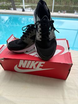 Nike Air Huarache Black Sneakers