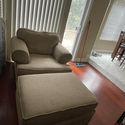 Chair And ottoman