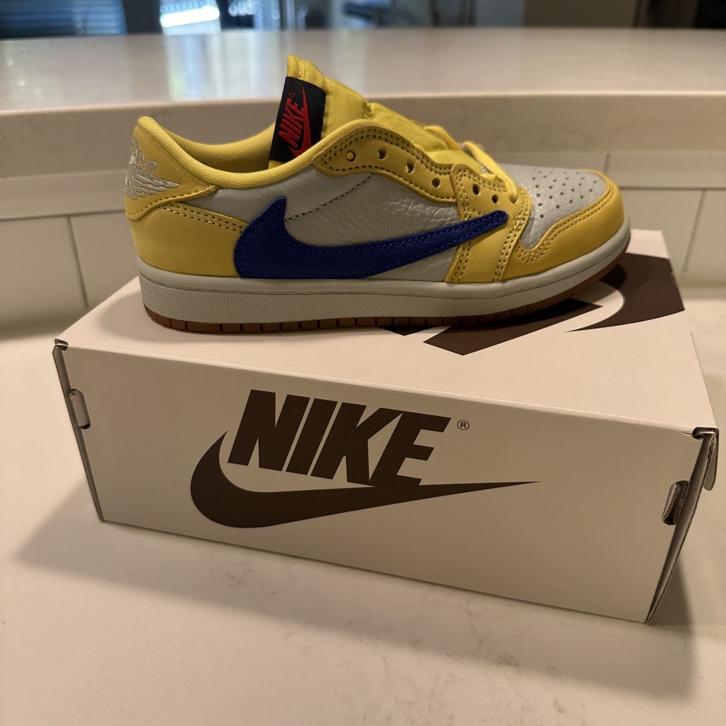 Air Jordan 1 Travis Scott Canary (PS) Little Kids for Sale in 