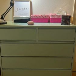⭐️NEW PRICE $45⭐️ Rectangle Dresser 5 Drawers With Matching Nightstand