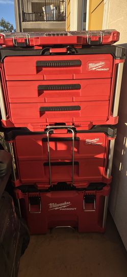 Milwaukee packout tool box