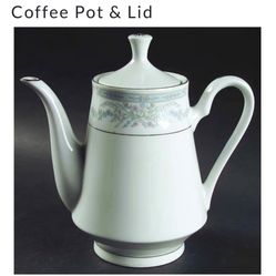 Crown Ming China  Teapot 