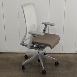 Haworth "Very" Office/task chair with new armrests
