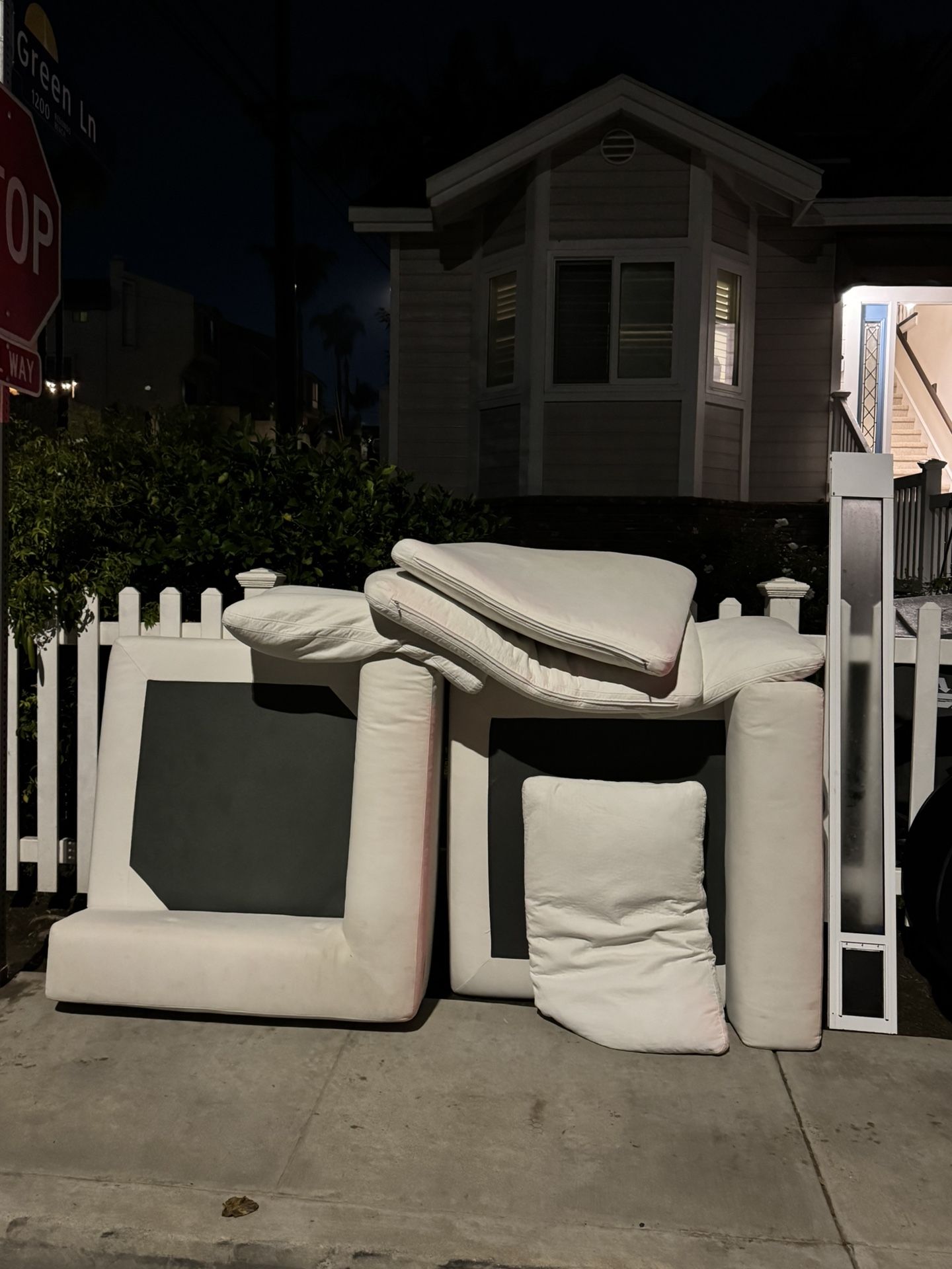 FREE designer Furniture