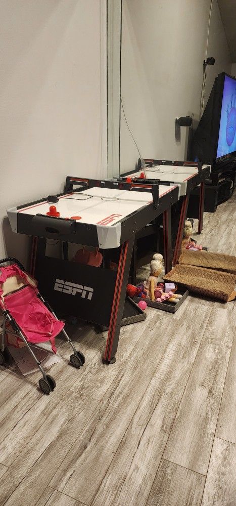 Kids Air Hockey