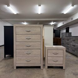 Read Description - Tall 5 Drawer Dresser & 1 Matching Nightstand