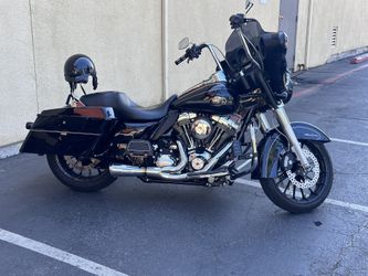 2013 Ultra Classic /14000 Low Miles