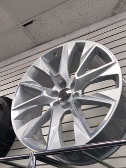 "Stock Sucks" 🤡 Stop driving a boring truck! It’s time to upgrade those tiny stock wheels for something that actually grabs attention. 24s are callin