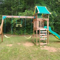 Kids Playset/Swing Set