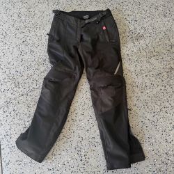 Motorcycle pants