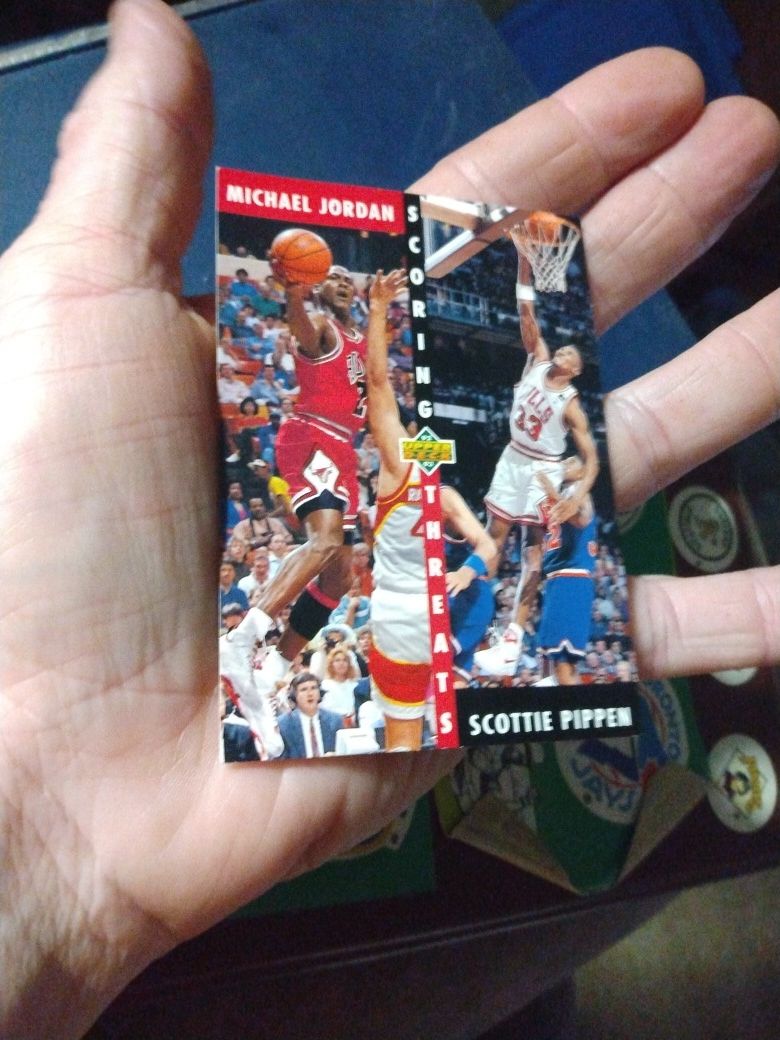 1992-93 Upper deck Like new Good condition