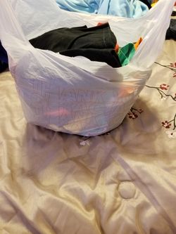 Ropa de niño pequeño