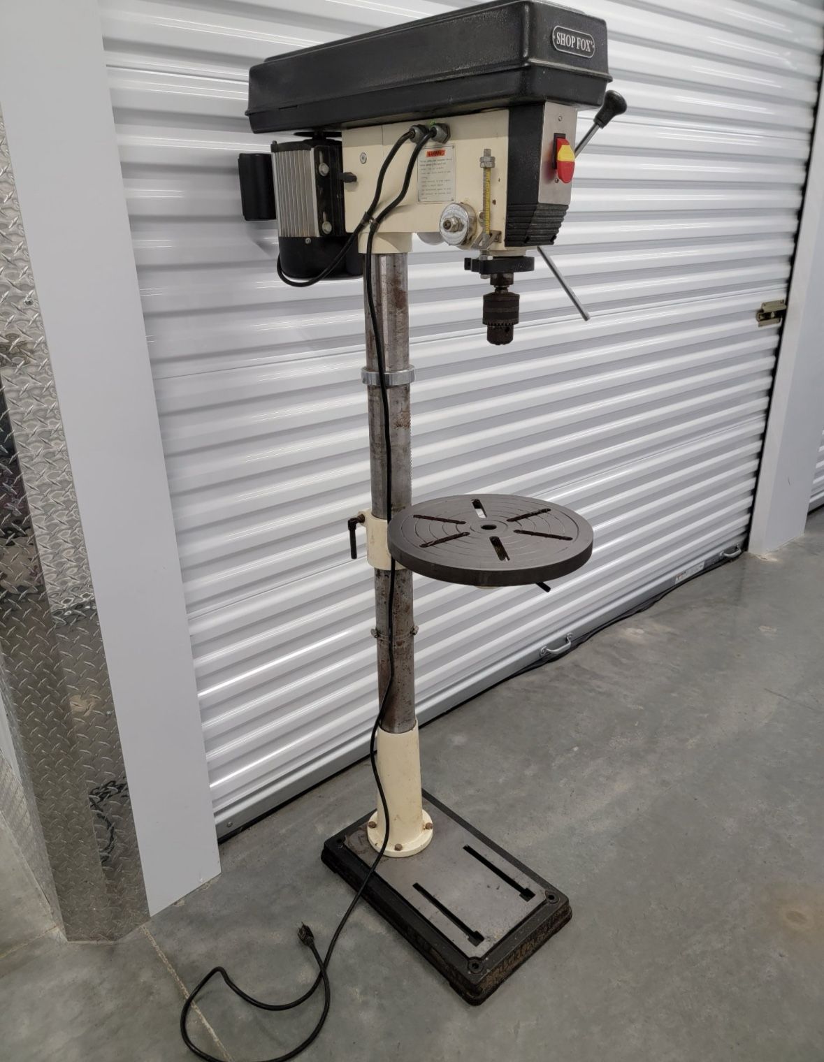 Shop Fox W1680 - 17" Floor Model Drill Press