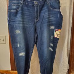 BNWT SIZE  PLUS SIZE 26 W BOYFRIEND JEANS