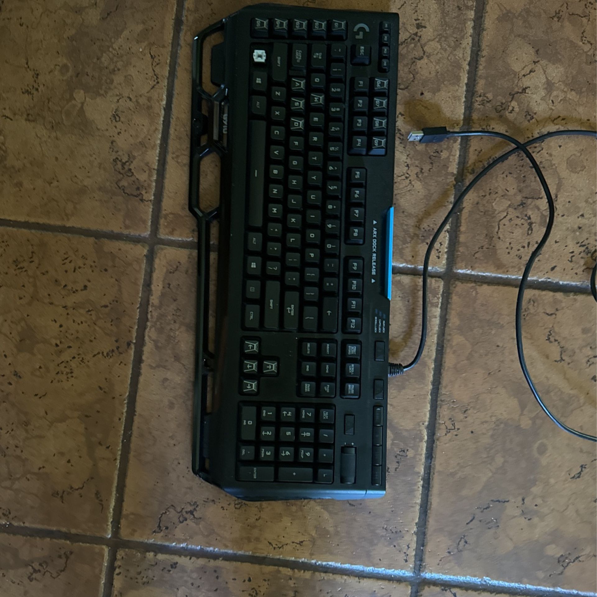 Logitech G910 Keyboard