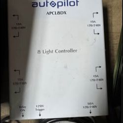 Autopilot APCL8DX 8 Light Controller (Grow Equipment)