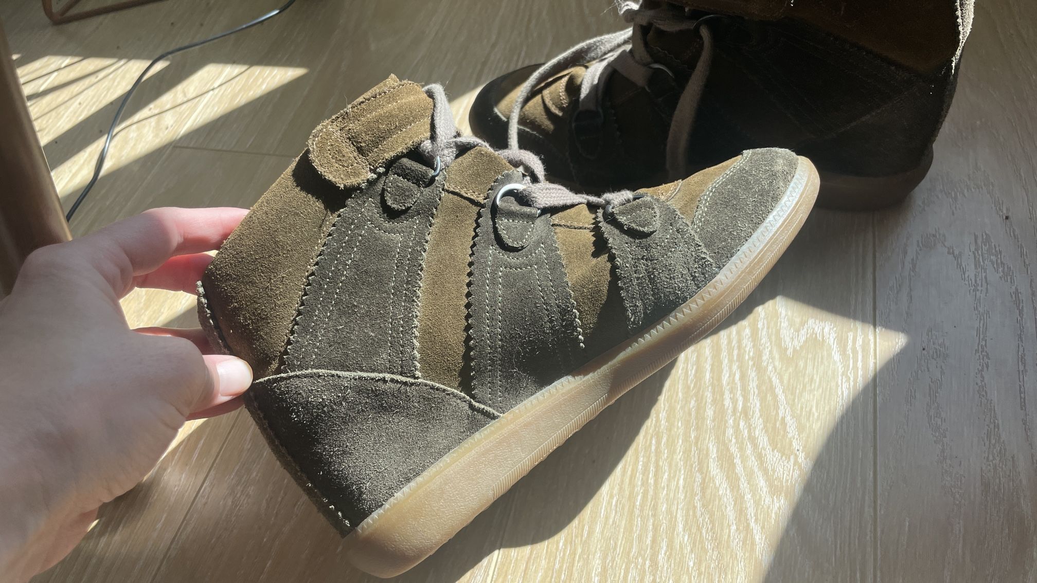 Brown Wedges