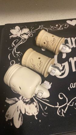 Wax plug ins