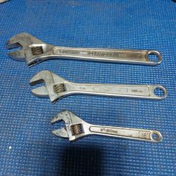 Crecent Wrench Set