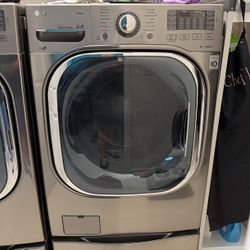 LG Watcher And Dryer 