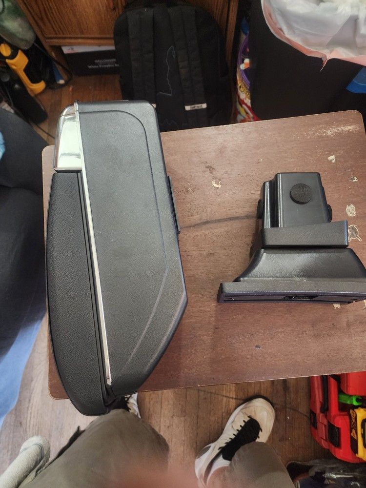 Car Armrest Box for CHEVY