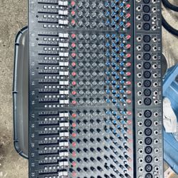 Carvin Concert Series C2444 Mixer