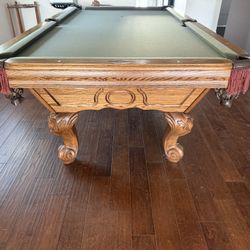 Pool Table 8ft ( Free Delivery & Set Up & New Color Felt Of Your Choice ) 