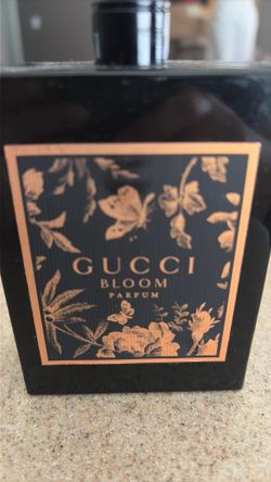 3.3 ounces Gucci Bloom Parfum with Jasmine, Tuberose and Vanilla  Gucci
