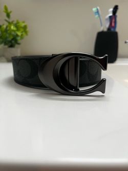 Black coach men reversible belt size 30