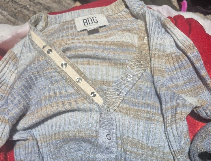 BOG SWEATER BLOUSE WOMANS USED