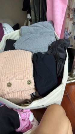 CLOTHES