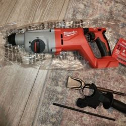 Milwaukee Rotary Hammer 