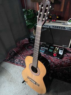 Chateau Nylon Guitar C08-T9C