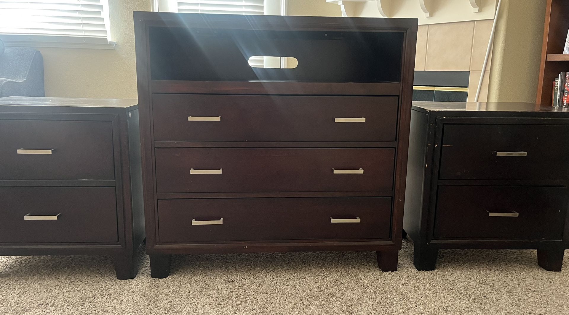 Dresser And Nightstands/End Tables