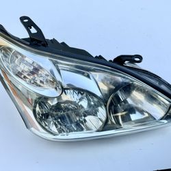 2004 2005 2006 2007 2008 2009 Lexus RX330 RX350 Headlight Right Passenger non HID