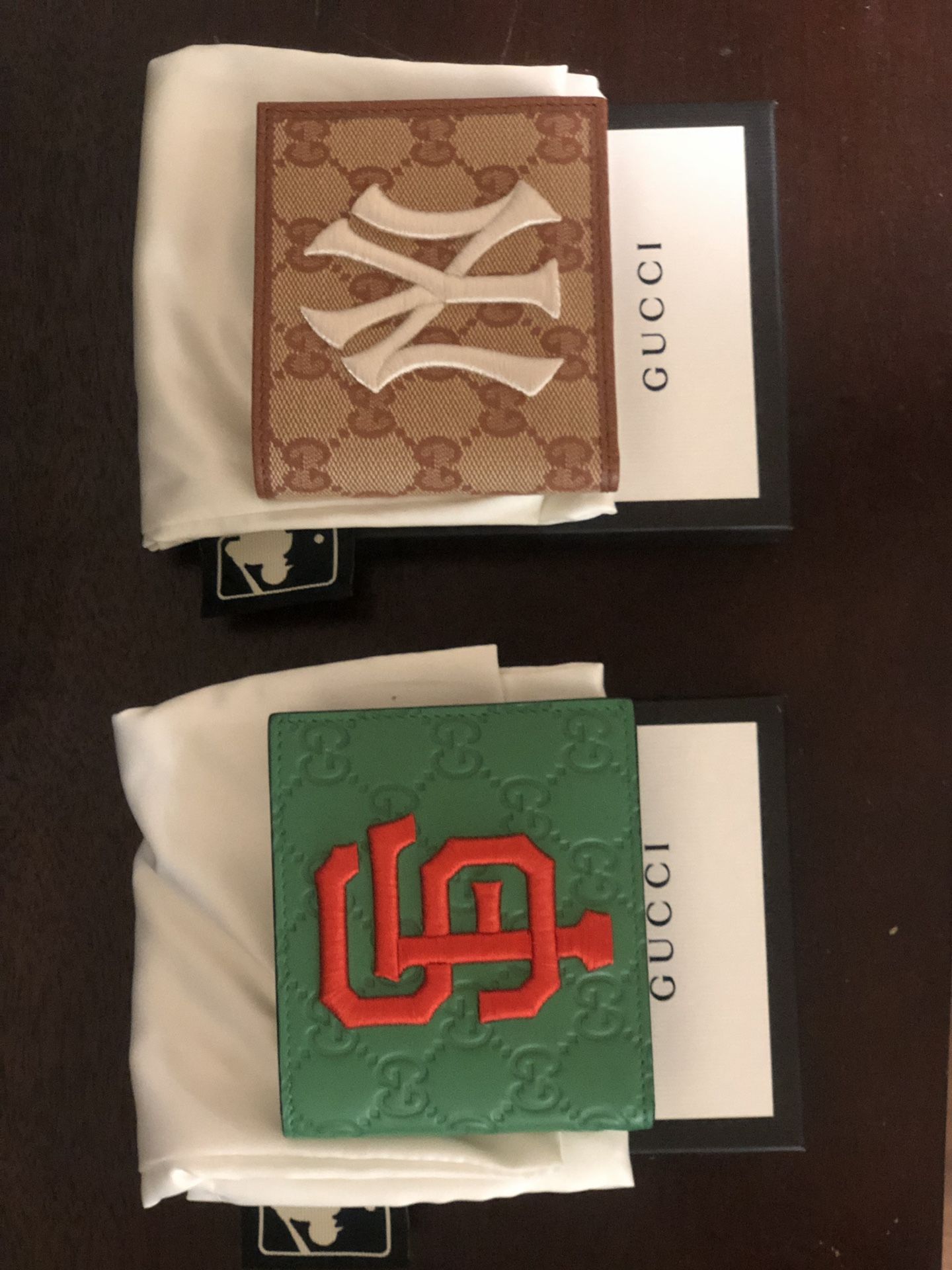 Gucci Key Case for Sale in Los Angeles, CA - OfferUp